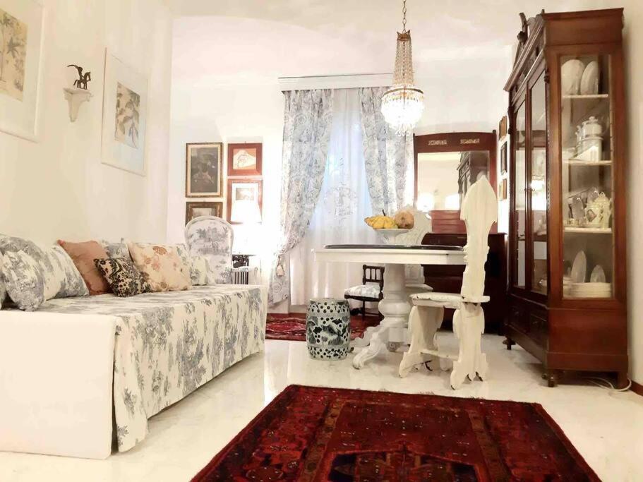La Villa Bianca - Appartamento In Villa Sesto Fiorentino Luaran gambar
