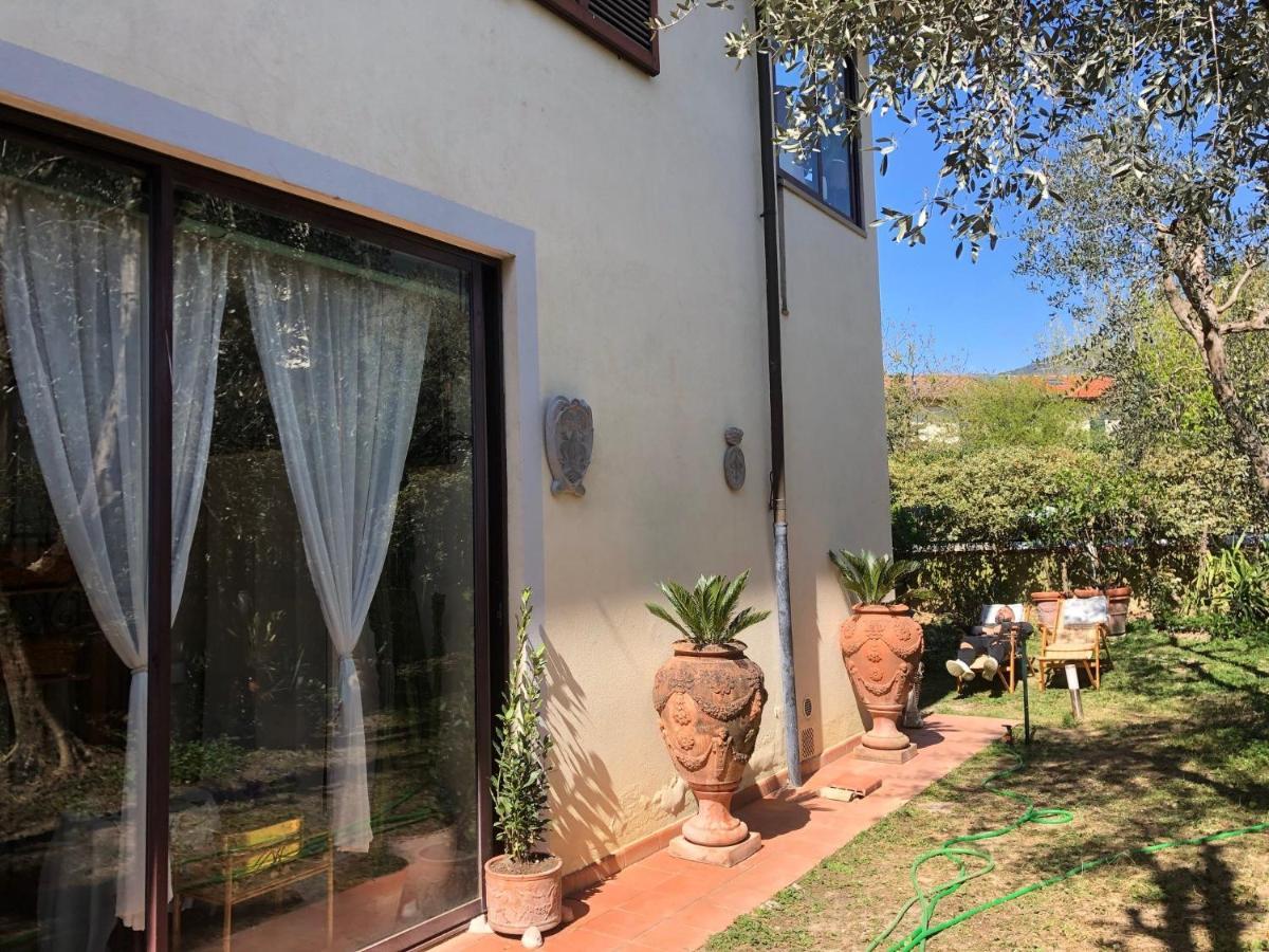 La Villa Bianca - Appartamento In Villa Sesto Fiorentino Luaran gambar
