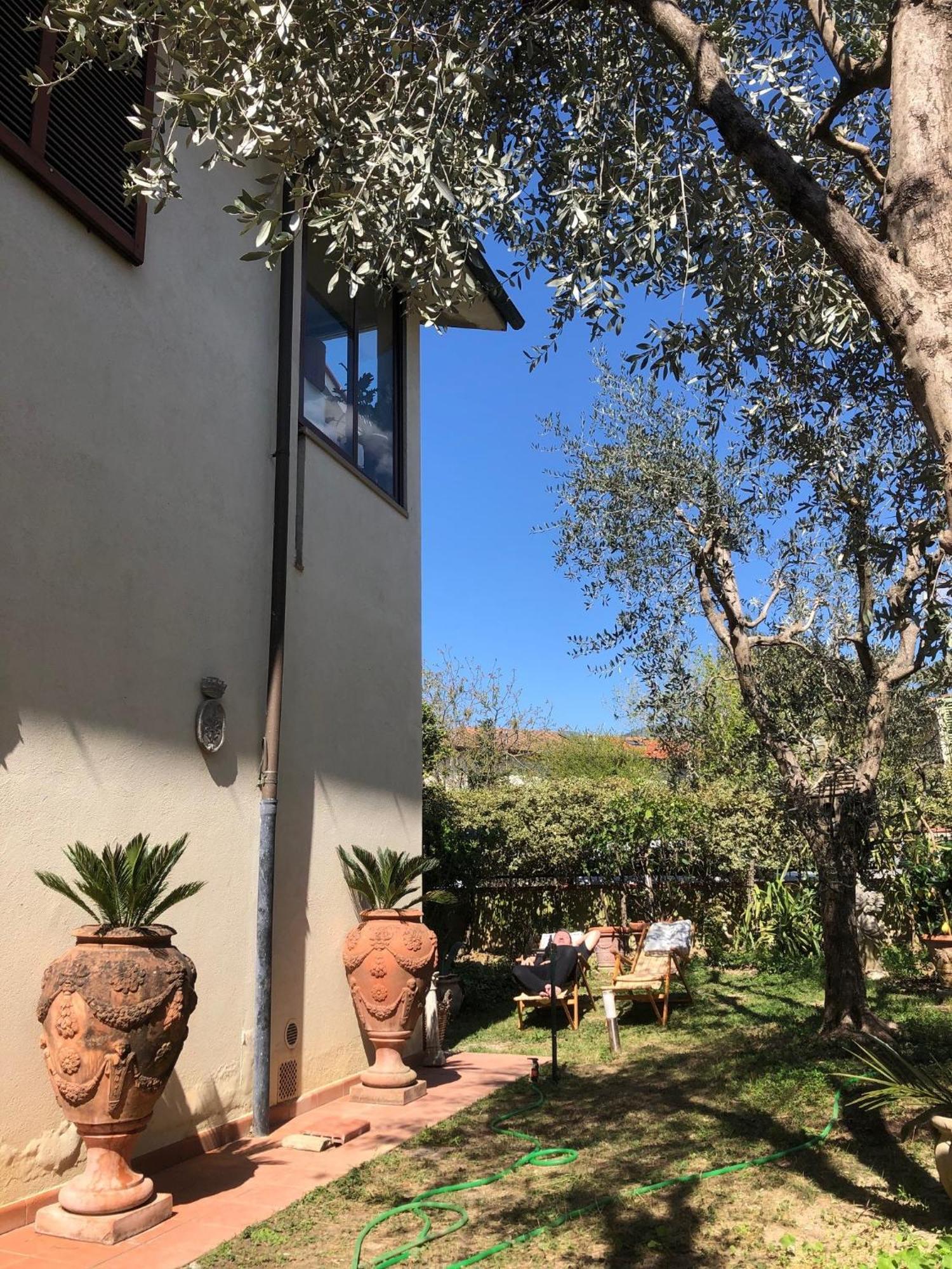 La Villa Bianca - Appartamento In Villa Sesto Fiorentino Luaran gambar